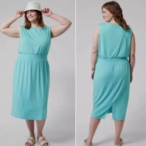 Athleta Plus Size Santorini Slimming Spring Aqua Midi Dress - 3X 24W 26W - NWT
